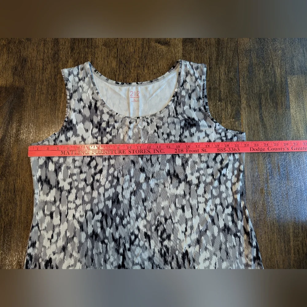 212 Collection Monochrome‎ Patterned Tank Top - Picture 6 of 7